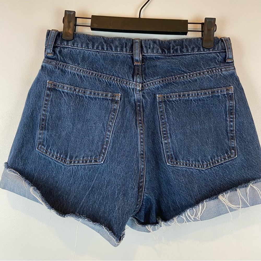 UNIQLO Wide Straight High Rise Jean Shorts Women’s Size 27” - Picture 2 of 6